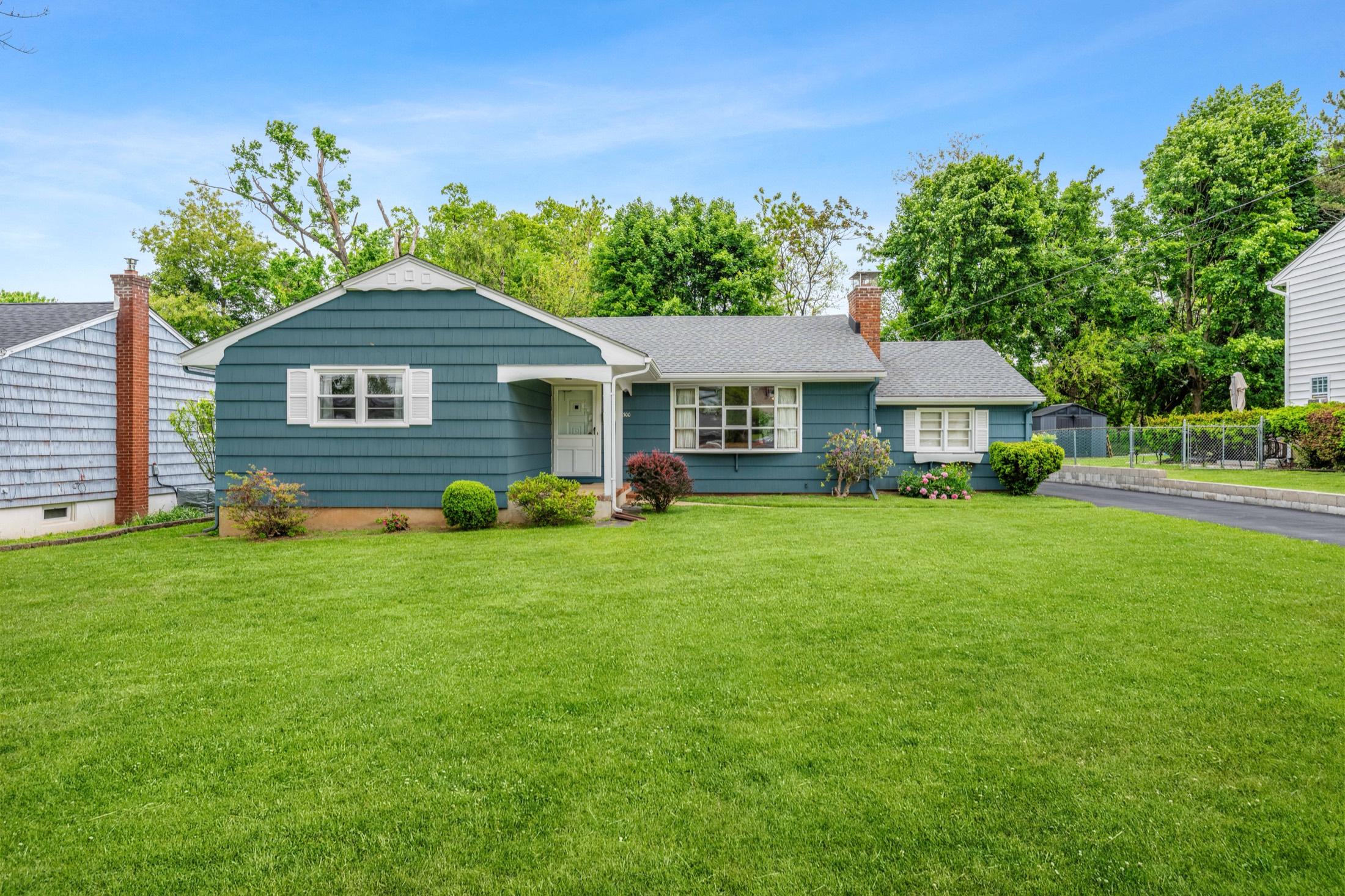 Home exterior in daylight, before virtual twilight