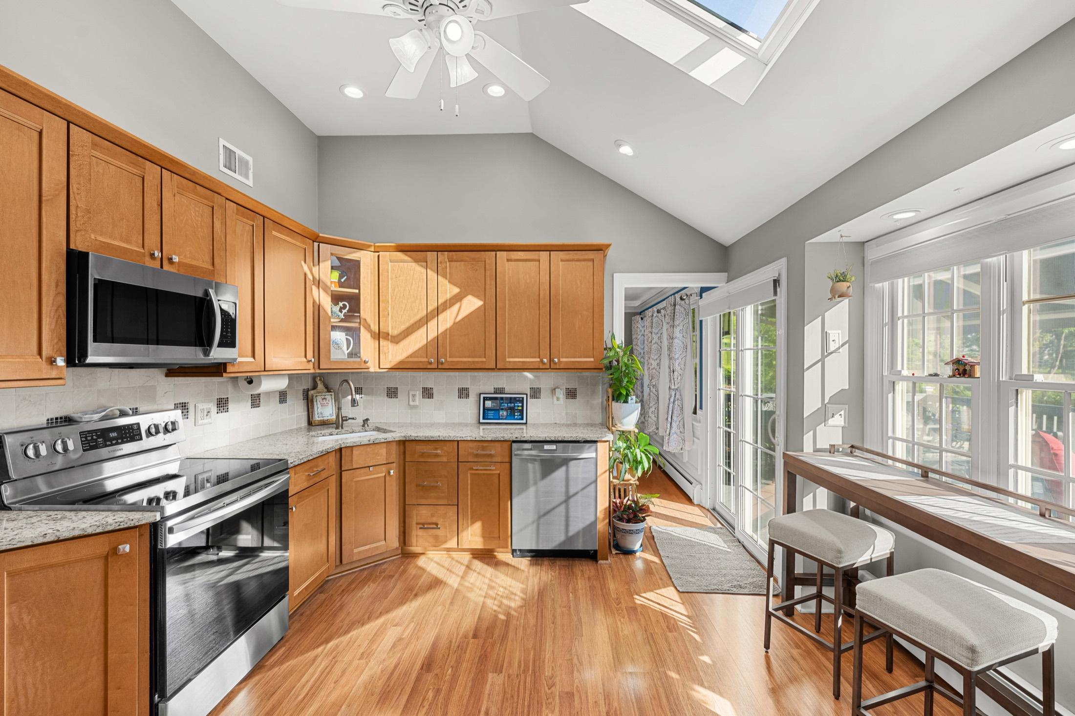 Bright interior real estate photograph