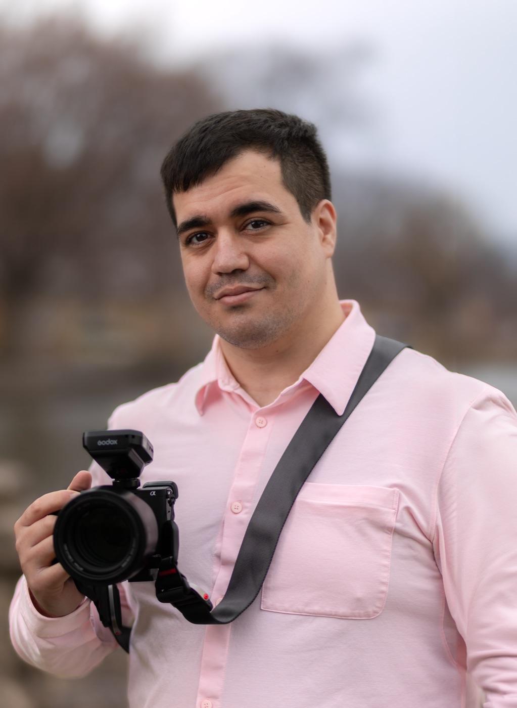 Eli, founder and photographer at Pick Three Photography
